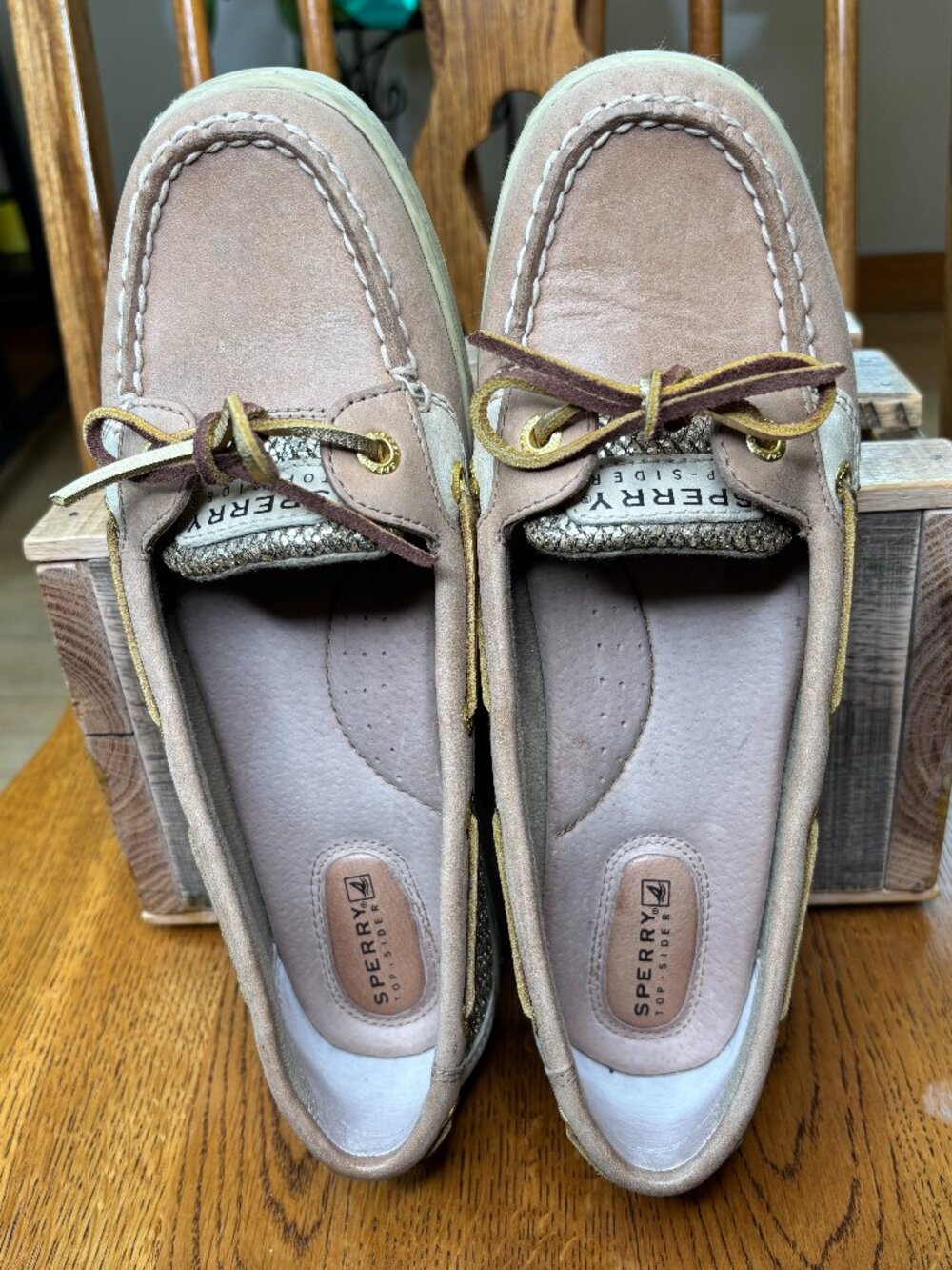 Sperry Top-Sider Women's Angelfish Tan Leather/Gold Metallic Accent Boat Shoes - Picture 3 of 16